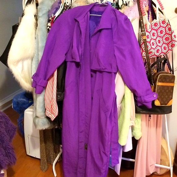 Vintage Purple Trenchcoat - Picture 2 of 5